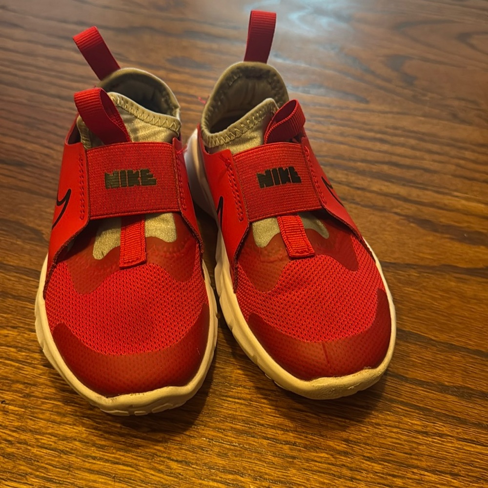 Nike toddler boy 11c
